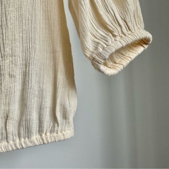 Lucky Brand Beige Cream Embroidered Boho Peasant Top - Medium. - Picture 4 of 10